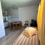 Casa En Mar Del Plata Con Parque, Parrilla Y Cochera Cubierta A Dos Cuadras Del Mar