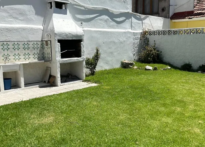 Casa En Mar Del Plata Con Parque, Parrilla Y Cochera Cubierta A Dos Cuadras Del Mar