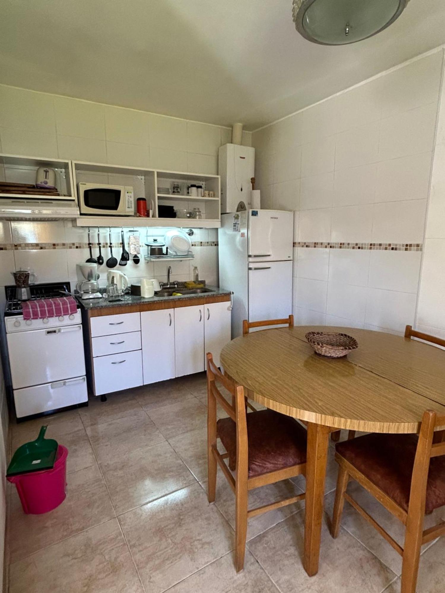 Сasa de vacaciones Casa En Con Parque, Parrilla Y Cochera Cubierta A Dos Cuadras Del Mar Mar del Plata