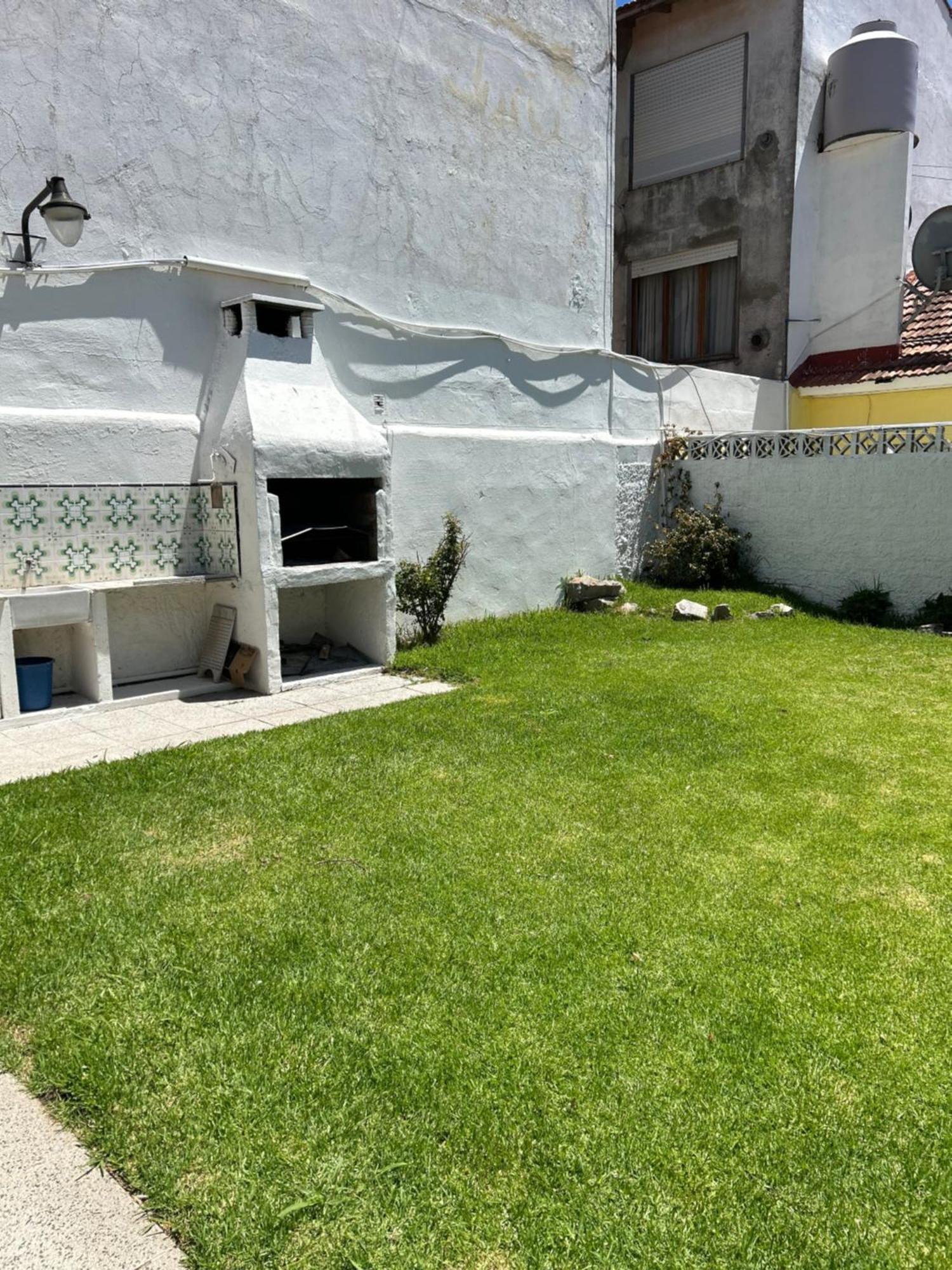 Casa En Con Parque, Parrilla Y Cochera Cubierta A Dos Cuadras Del Mar * Mar del Plata
